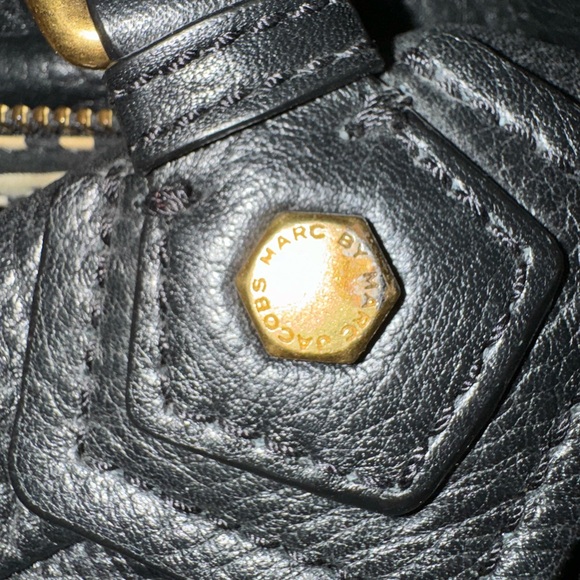 Marc by Marc Jacobs black leather purse - Picture 6 of 6